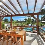 Casa - Spacious Family With Great Outdoors! Villa