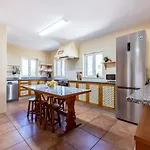 Villa Casa - Spacious Family With Great Outdoors! *