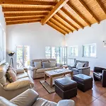 Villa Casa - Spacious Family With Great Outdoors! Aljezur