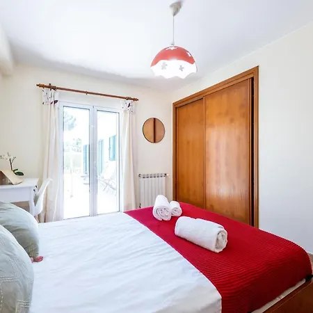 Casa - Spacious Family With Great Outdoors! * アルジェズール