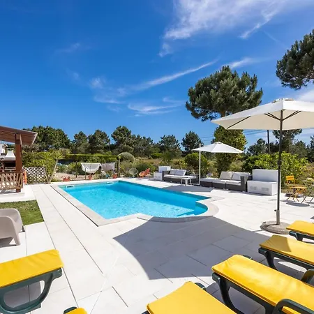 Casa - Spacious Family With Great Outdoors! * アルジェズール