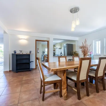 Casa - Spacious Family With Great Outdoors! * Aljezur