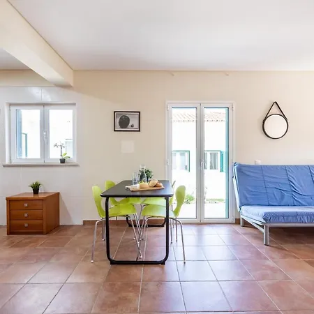 Casa - Spacious Family With Great Outdoors!