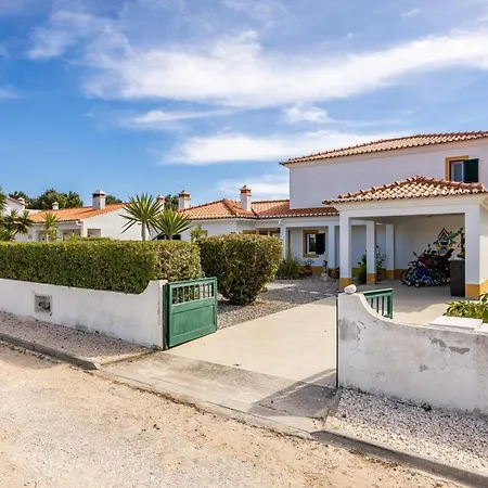 Casa - Spacious Family With Great Outdoors! * Aljezur